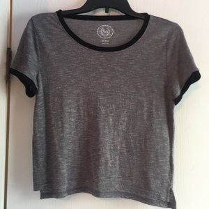grey/black t-shirt